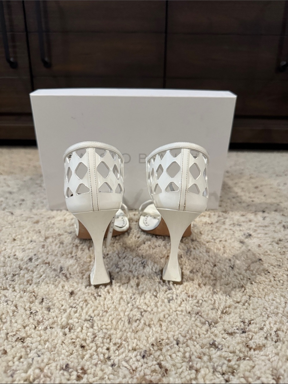 Manolo Blahnik White Cutout Leather Mid-Heels with Ankle Strap - Picture 4 of 4